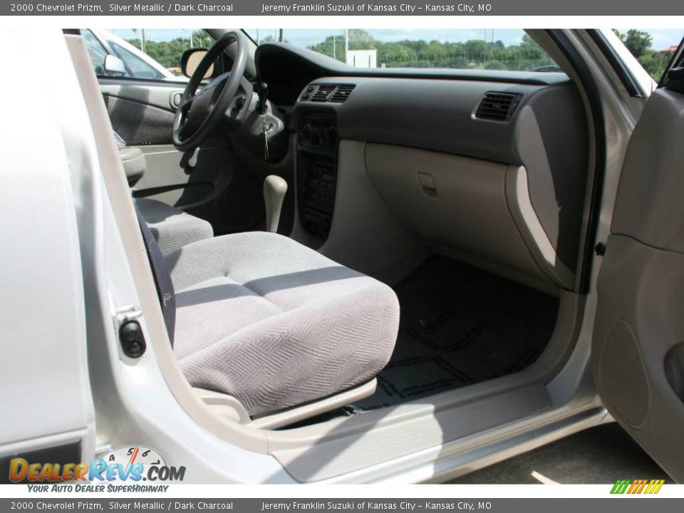 2000 Chevrolet Prizm Silver Metallic / Dark Charcoal Photo #13