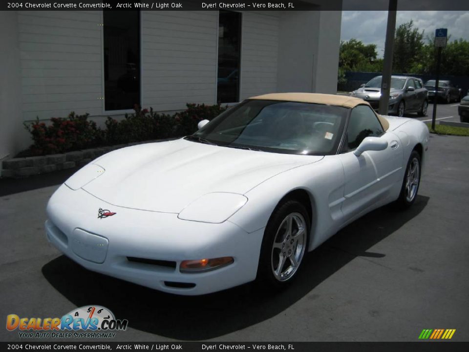2004 Chevrolet Corvette Convertible Arctic White / Light Oak Photo #1
