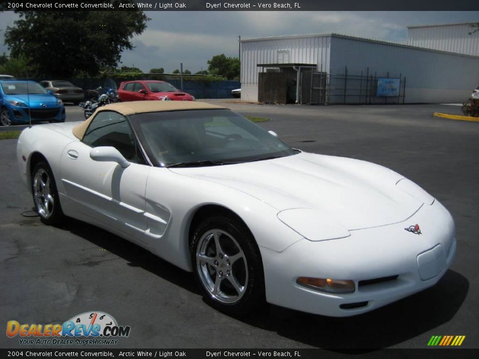 2004 Chevrolet Corvette Convertible Arctic White / Light Oak Photo #3