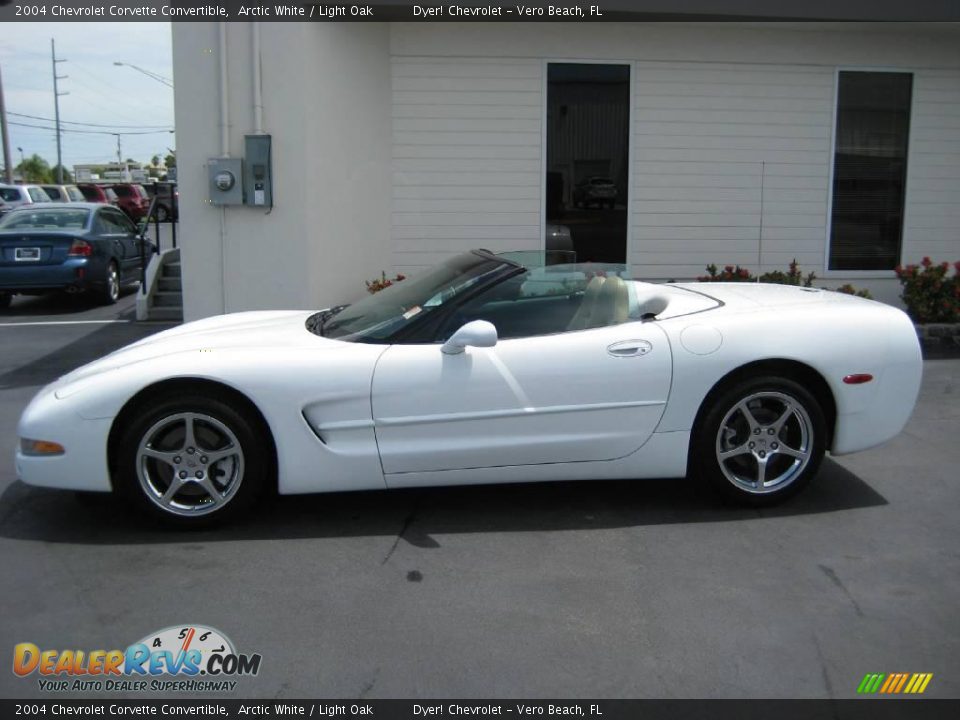 2004 Chevrolet Corvette Convertible Arctic White / Light Oak Photo #13