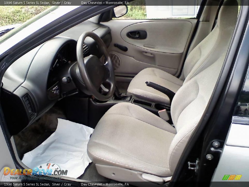 1996 Saturn S Series SL Sedan Silver / Gray Photo #5