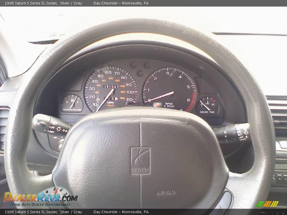 1996 Saturn S Series SL Sedan Silver / Gray Photo #10