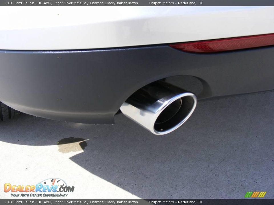 2010 Ford Taurus SHO AWD Ingot Silver Metallic / Charcoal Black/Umber Brown Photo #20