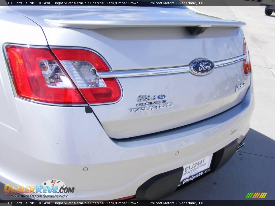 2010 Ford Taurus SHO AWD Ingot Silver Metallic / Charcoal Black/Umber Brown Photo #21
