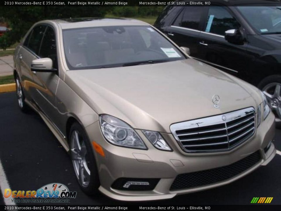 2010 Mercedes-Benz E 350 Sedan Pearl Beige Metallic / Almond Beige Photo #3