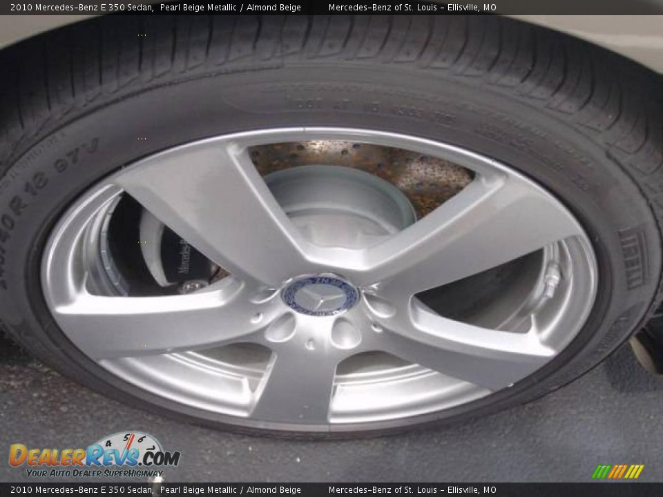 2010 Mercedes-Benz E 350 Sedan Pearl Beige Metallic / Almond Beige Photo #4