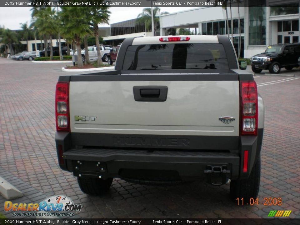 2009 Hummer H3 T Alpha Boulder Gray Metallic / Light Cashmere/Ebony Photo #4