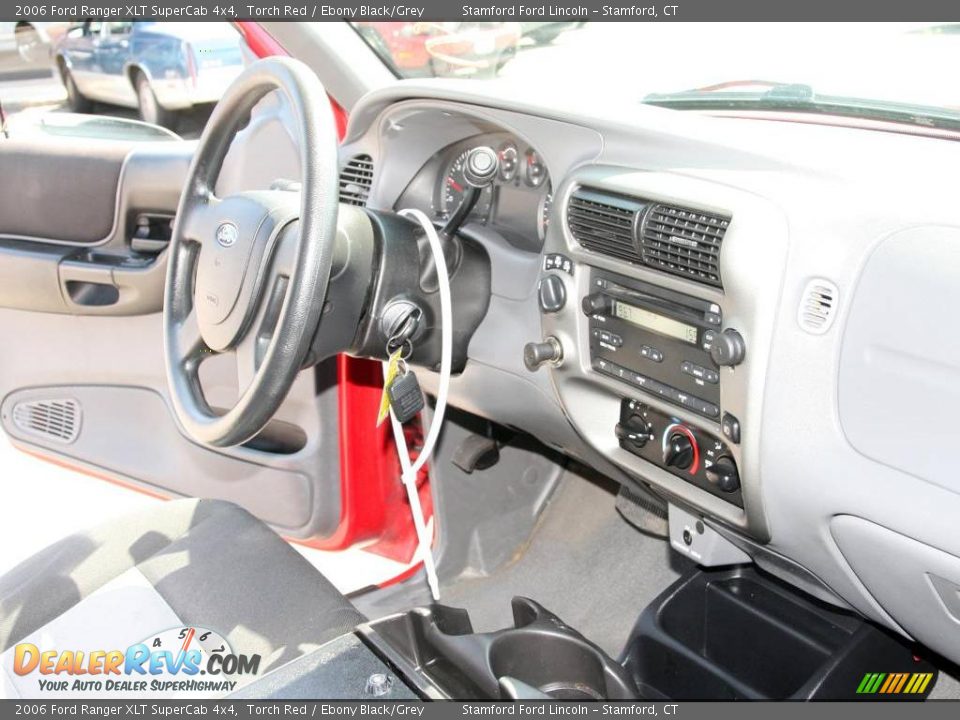 2006 Ford Ranger XLT SuperCab 4x4 Torch Red / Ebony Black/Grey Photo #3