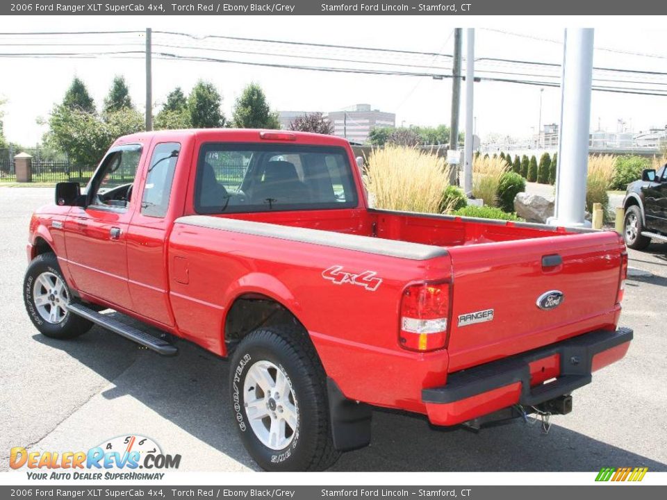 2006 Ford Ranger XLT SuperCab 4x4 Torch Red / Ebony Black/Grey Photo #16