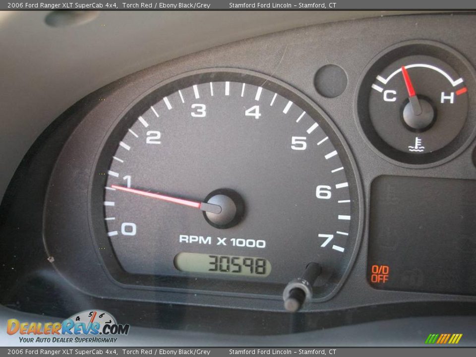 2006 Ford Ranger XLT SuperCab 4x4 Torch Red / Ebony Black/Grey Photo #18