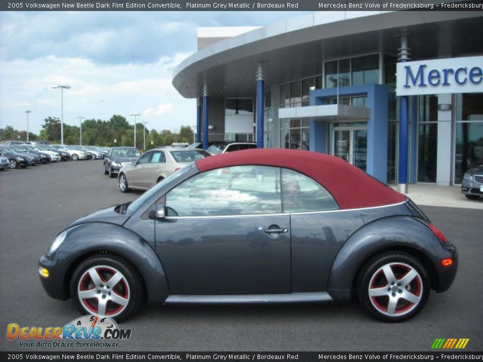 2005 Volkswagen New Beetle Dark Flint Edition Convertible Platinum Grey Metallic / Bordeaux Red Photo #2