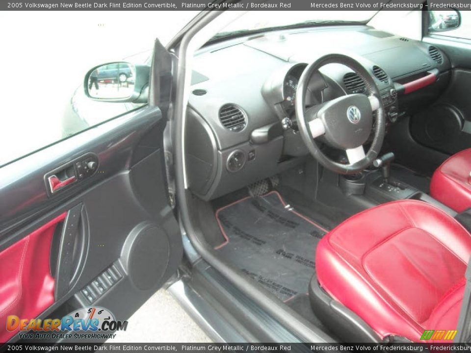 2005 Volkswagen New Beetle Dark Flint Edition Convertible Platinum Grey Metallic / Bordeaux Red Photo #9