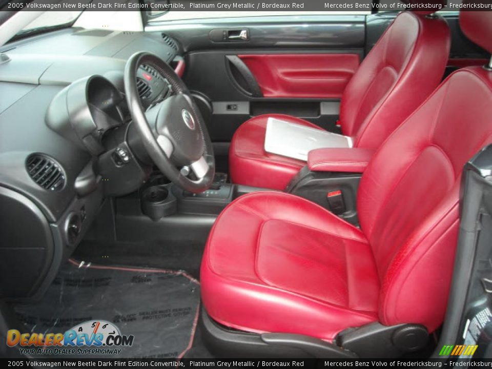 2005 Volkswagen New Beetle Dark Flint Edition Convertible Platinum Grey Metallic / Bordeaux Red Photo #10
