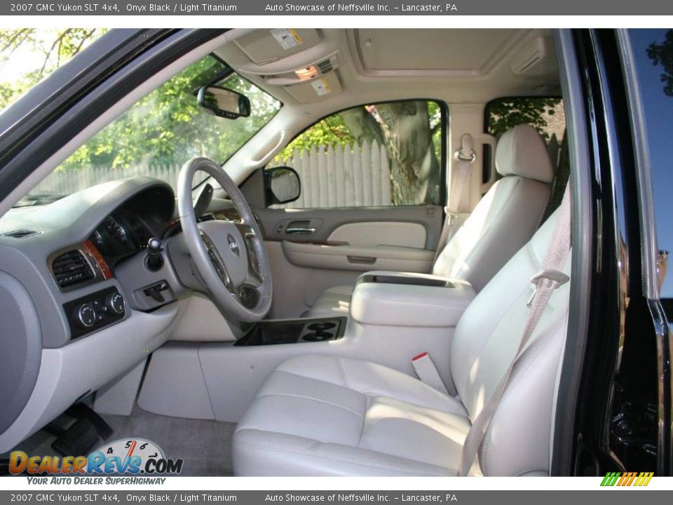 2007 GMC Yukon SLT 4x4 Onyx Black / Light Titanium Photo #18