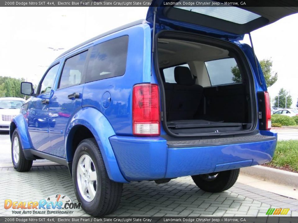 2008 Dodge Nitro SXT 4x4 Electric Blue Pearl / Dark Slate Gray/Light Slate Gray Photo #16