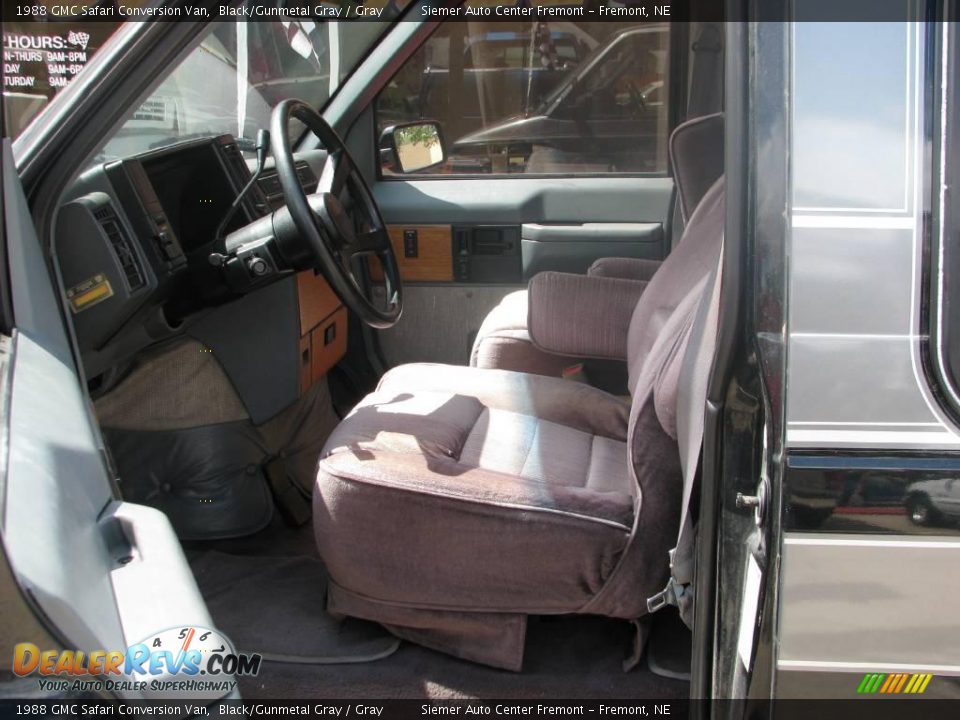 1988 GMC Safari Conversion Van Black/Gunmetal Gray / Gray Photo #6