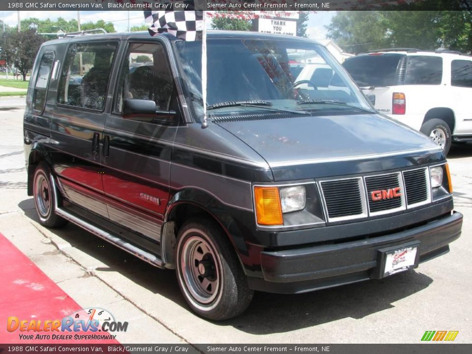 1988 GMC Safari Conversion Van Black/Gunmetal Gray / Gray Photo #19