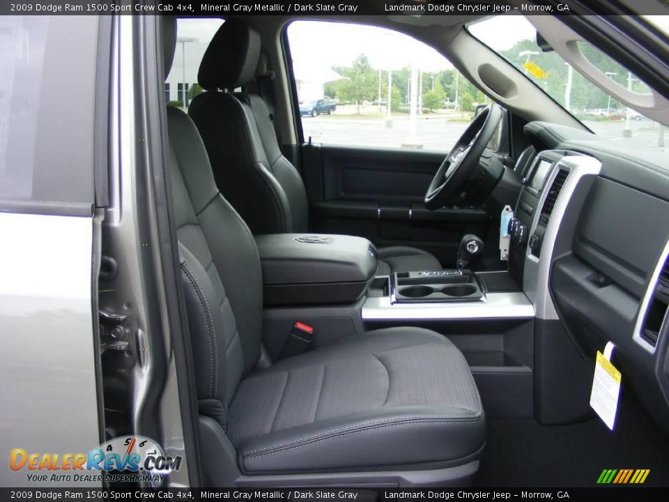 2009 Dodge Ram 1500 Sport Crew Cab 4x4 Mineral Gray Metallic / Dark Slate Gray Photo #9