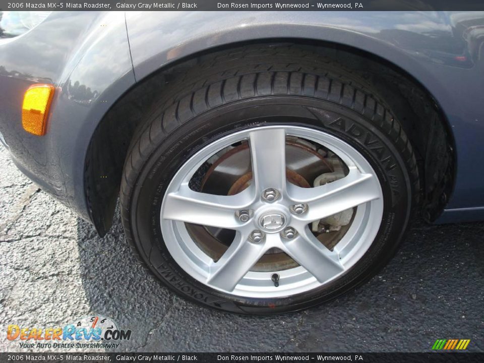 2006 Mazda MX-5 Miata Roadster Galaxy Gray Metallic / Black Photo #24