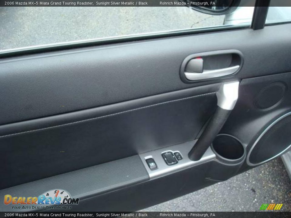 2006 Mazda MX-5 Miata Grand Touring Roadster Sunlight Silver Metallic / Black Photo #12