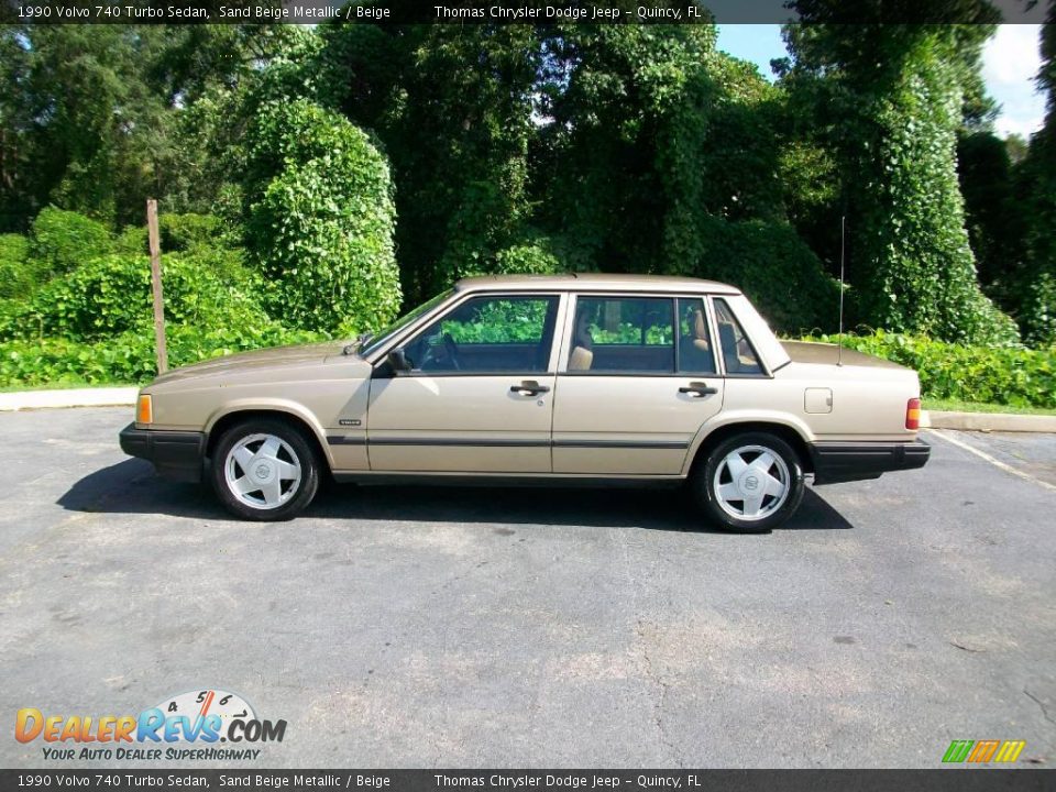 1990 Volvo 740 Turbo Sedan Sand Beige Metallic / Beige Photo #6