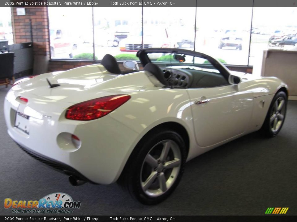 2009 Pontiac Solstice Roadster Pure White / Ebony Photo #5