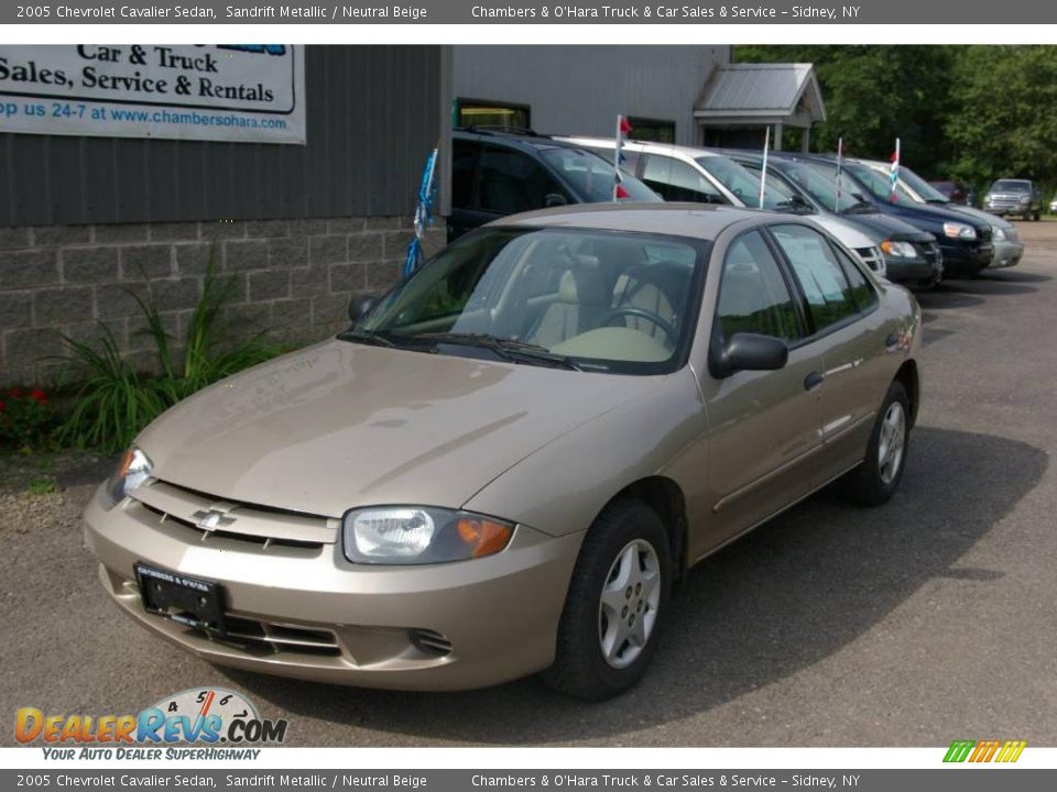 2005 Chevrolet Cavalier Sedan Sandrift Metallic / Neutral Beige Photo #1