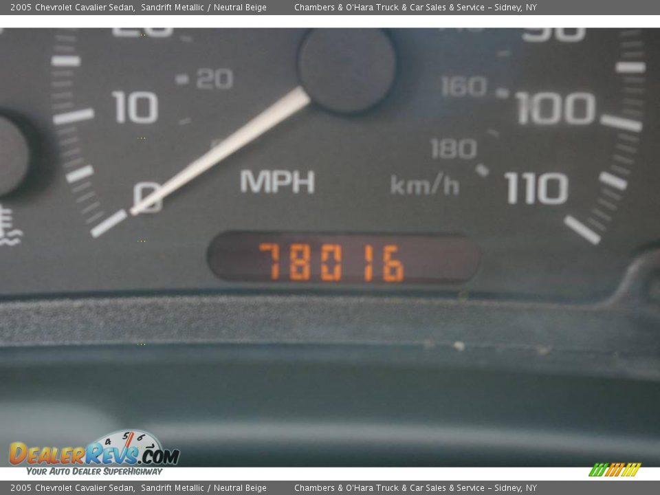 2005 Chevrolet Cavalier Sedan Sandrift Metallic / Neutral Beige Photo #4