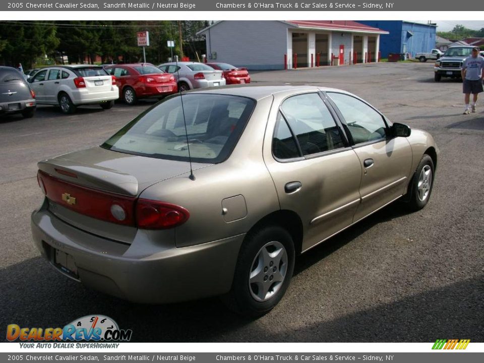 2005 Chevrolet Cavalier Sedan Sandrift Metallic / Neutral Beige Photo #9