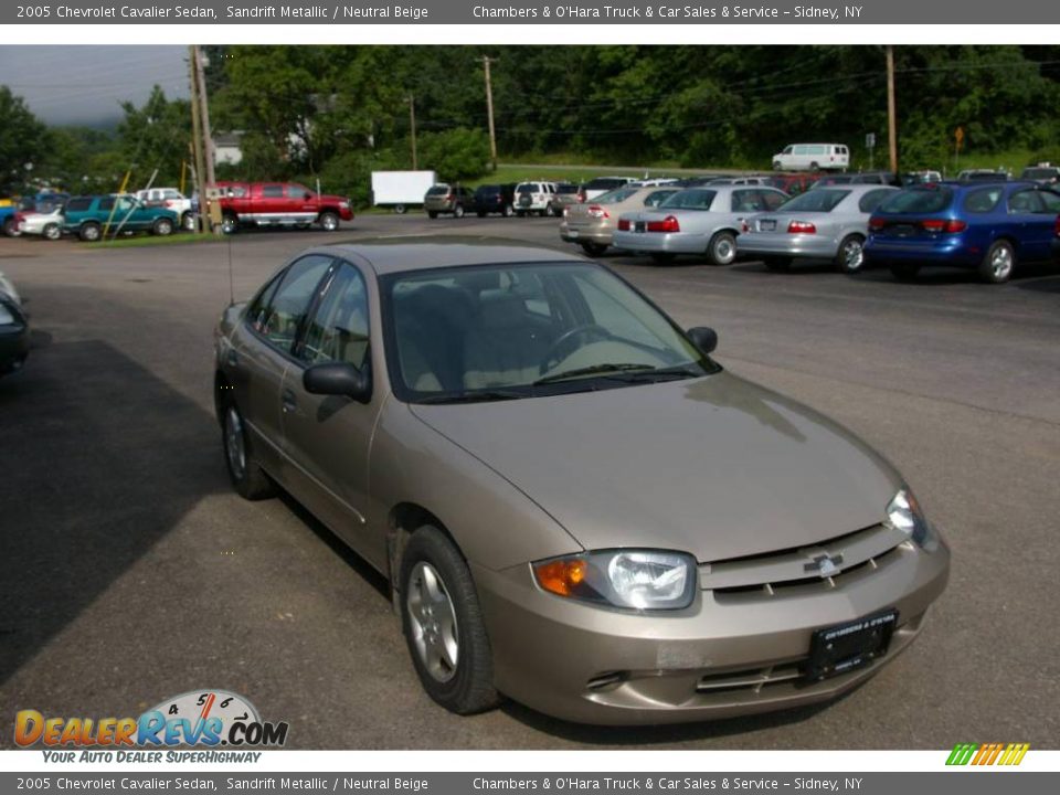 2005 Chevrolet Cavalier Sedan Sandrift Metallic / Neutral Beige Photo #12