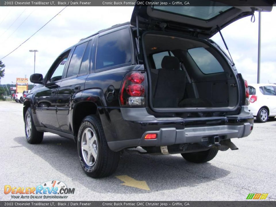 2003 Chevrolet TrailBlazer LT Black / Dark Pewter Photo #17