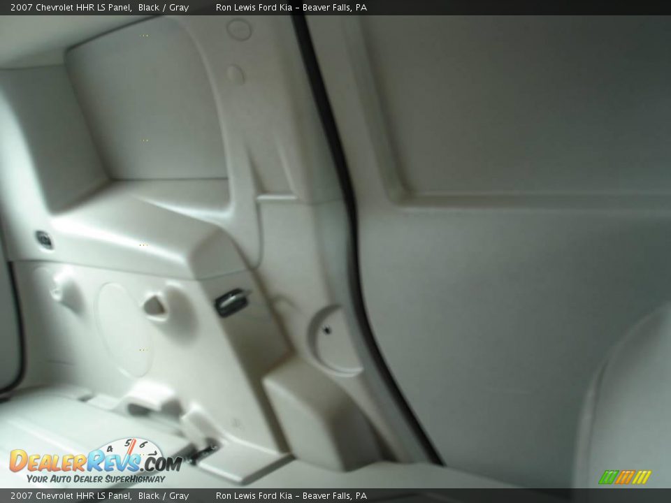2007 Chevrolet HHR LS Panel Black / Gray Photo #20