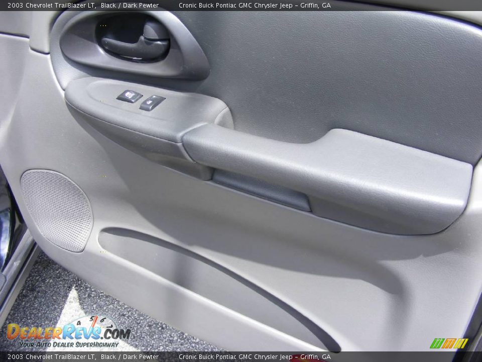 2003 Chevrolet TrailBlazer LT Black / Dark Pewter Photo #21