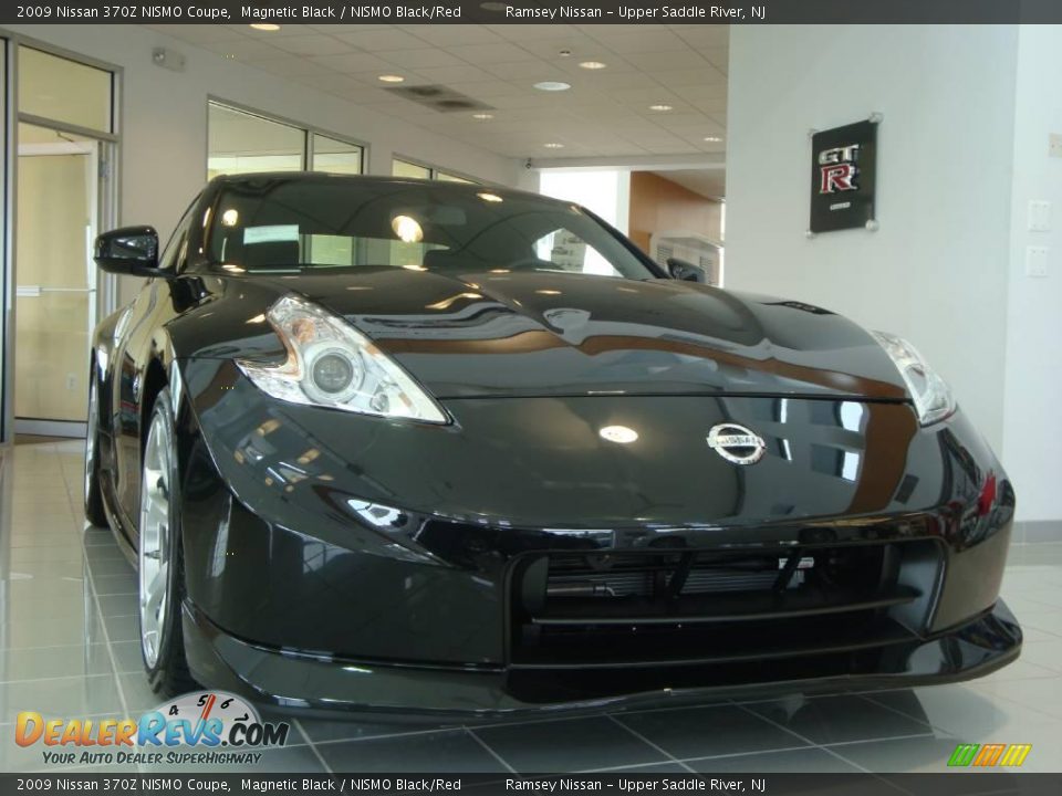 2009 Nissan 370Z NISMO Coupe Magnetic Black / NISMO Black/Red Photo #12