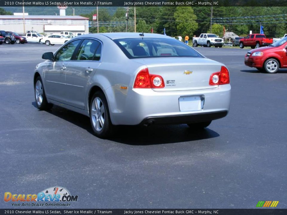 2010 Chevrolet Malibu LS Sedan Silver Ice Metallic / Titanium Photo #6
