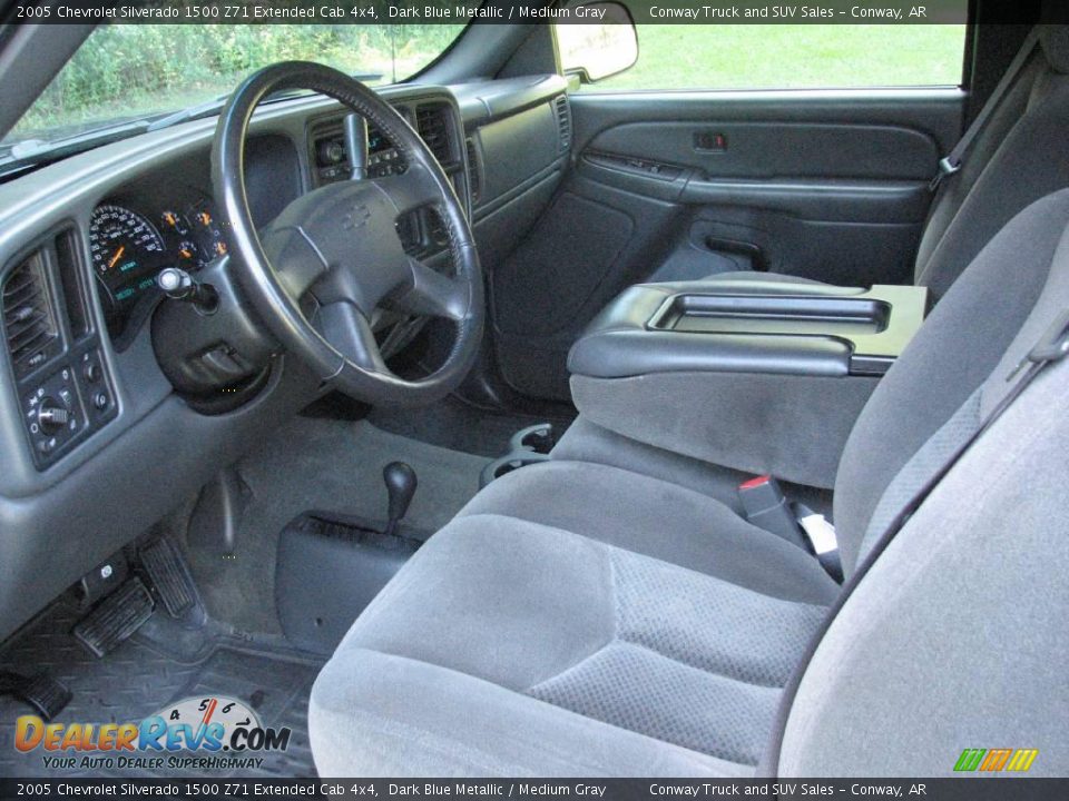 2005 Chevrolet Silverado 1500 Z71 Extended Cab 4x4 Dark Blue Metallic / Medium Gray Photo #12