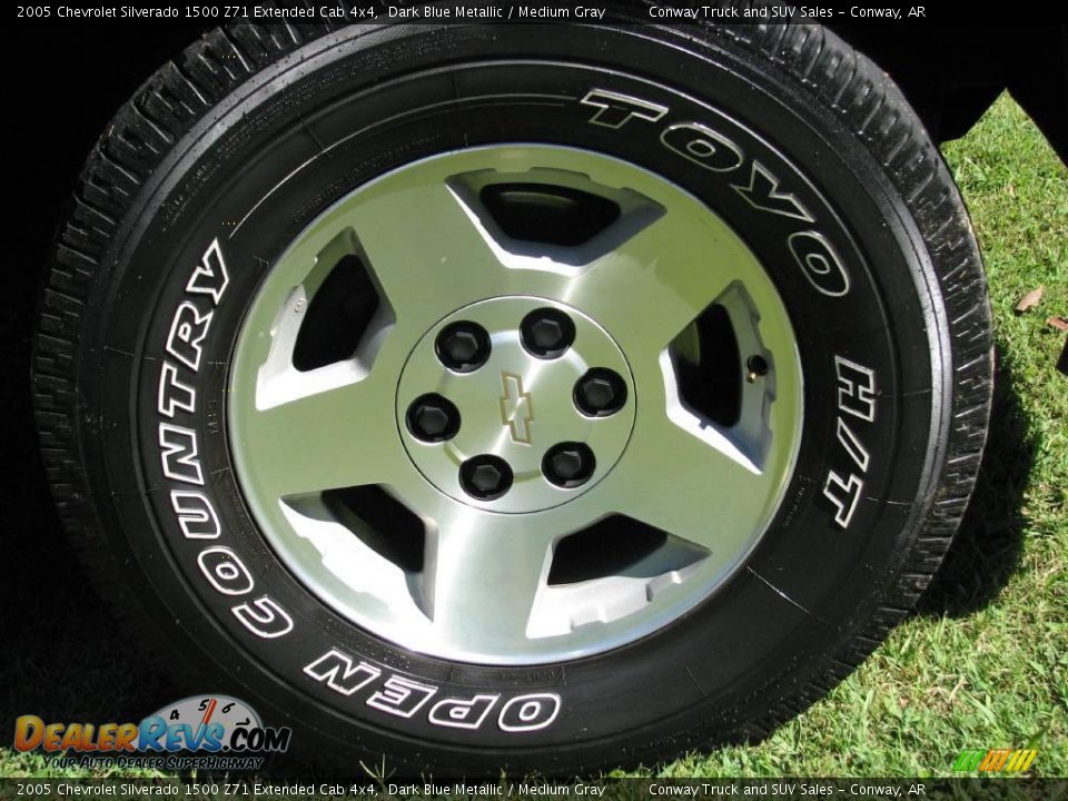 2005 Chevrolet Silverado 1500 Z71 Extended Cab 4x4 Dark Blue Metallic / Medium Gray Photo #18