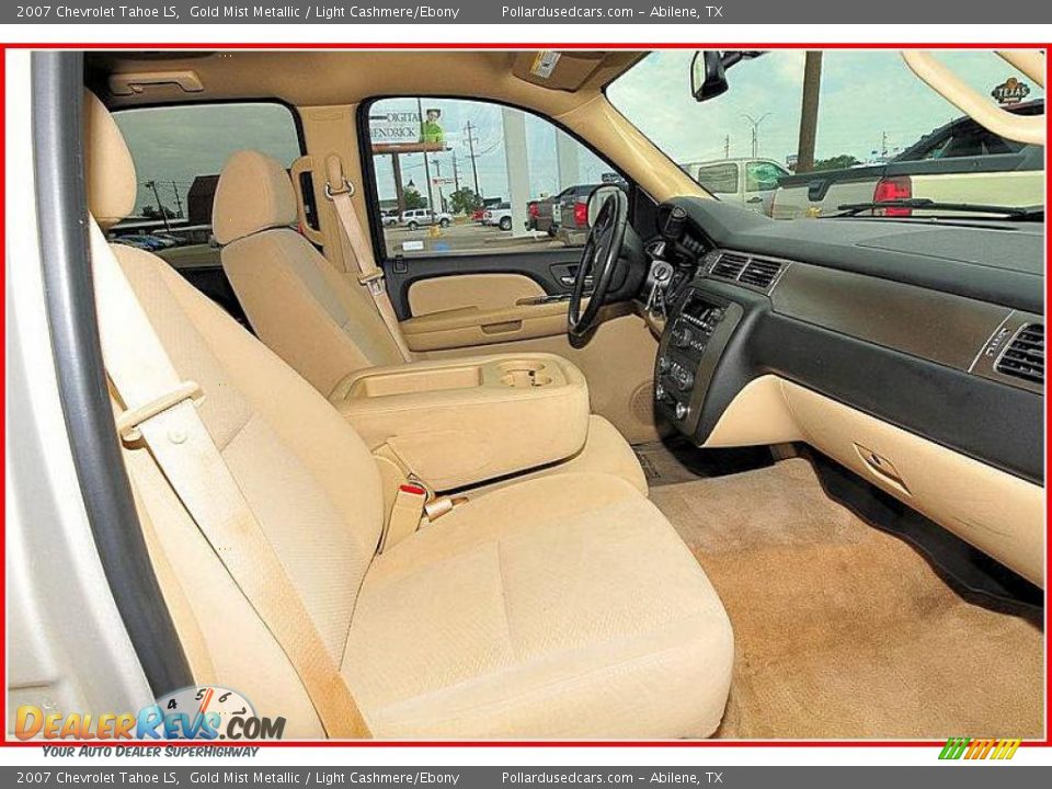 2007 Chevrolet Tahoe LS Gold Mist Metallic / Light Cashmere/Ebony Photo #24