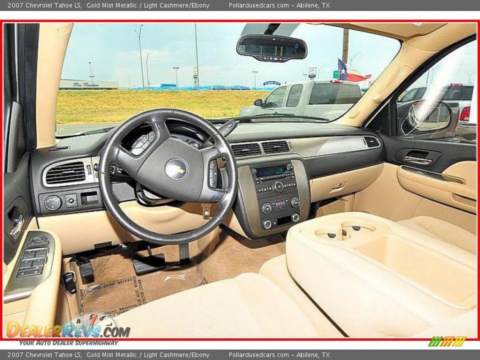 2007 Chevrolet Tahoe LS Gold Mist Metallic / Light Cashmere/Ebony Photo #27