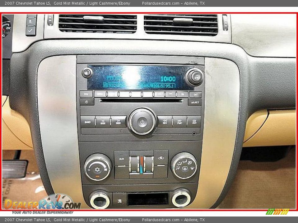 2007 Chevrolet Tahoe LS Gold Mist Metallic / Light Cashmere/Ebony Photo #29