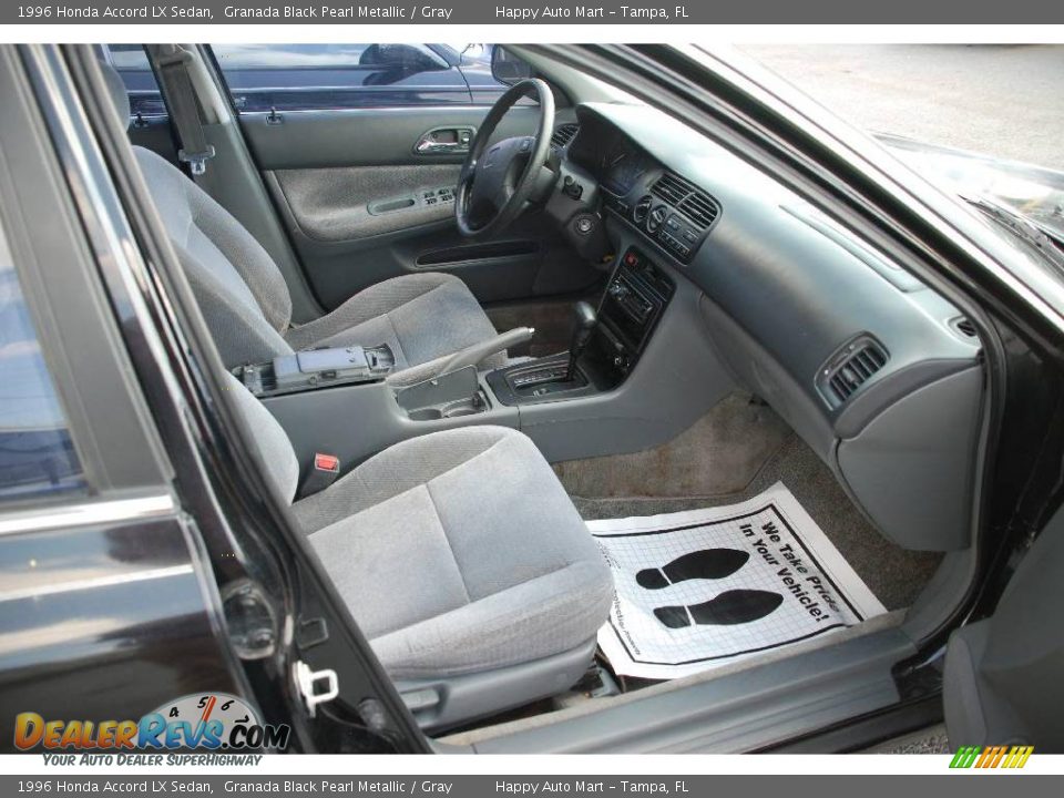 1996 Honda Accord LX Sedan Granada Black Pearl Metallic / Gray Photo #18