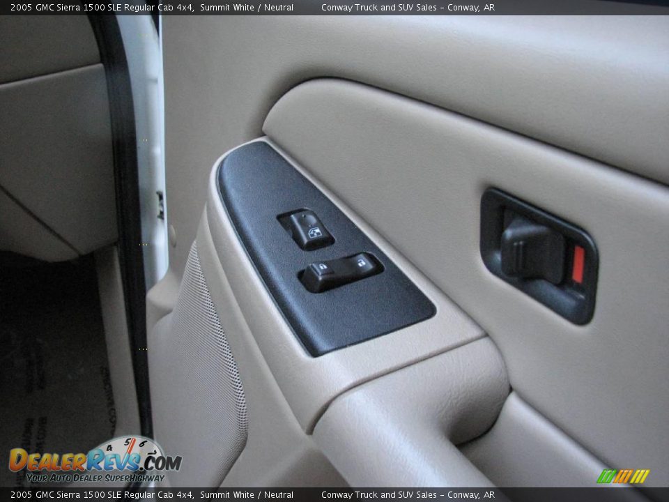 2005 GMC Sierra 1500 SLE Regular Cab 4x4 Summit White / Neutral Photo #5