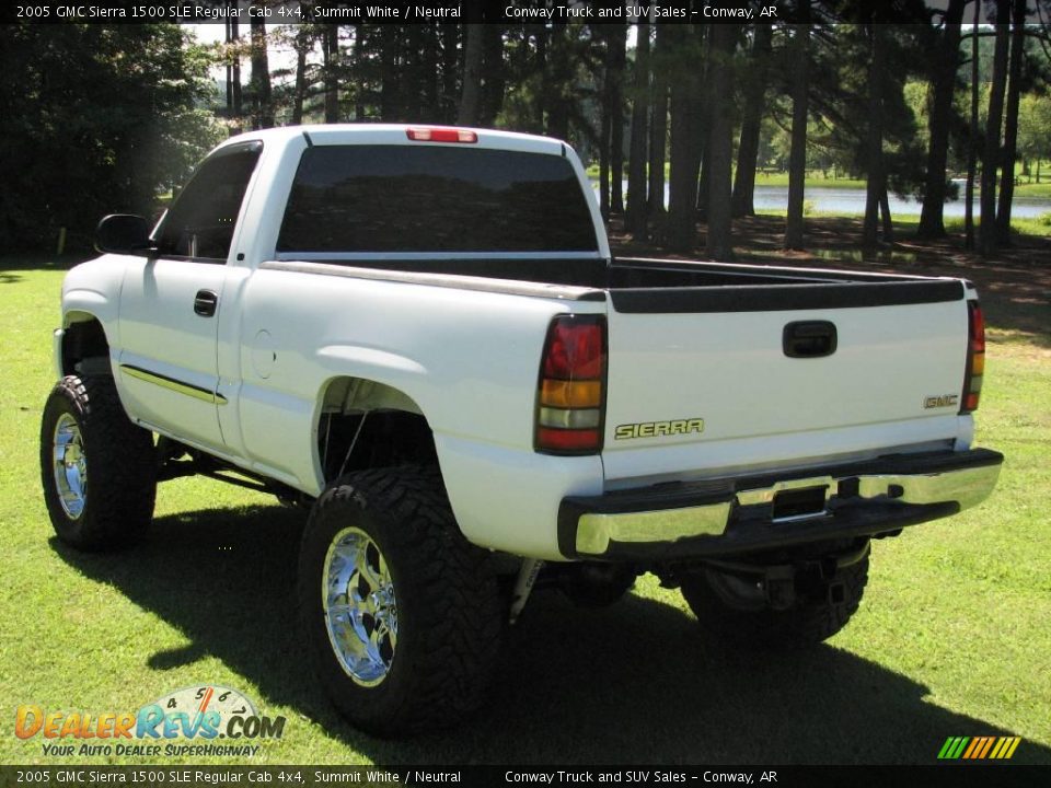 2005 GMC Sierra 1500 SLE Regular Cab 4x4 Summit White / Neutral Photo #7