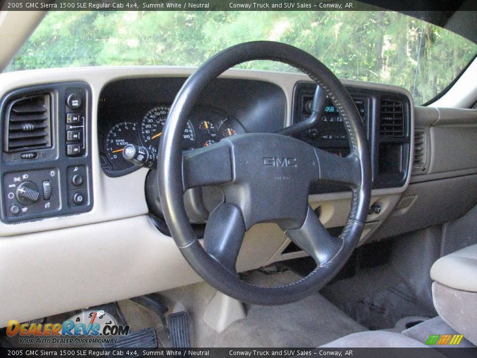 2005 GMC Sierra 1500 SLE Regular Cab 4x4 Summit White / Neutral Photo #8