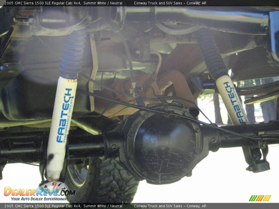 2005 GMC Sierra 1500 SLE Regular Cab 4x4 Summit White / Neutral Photo #16