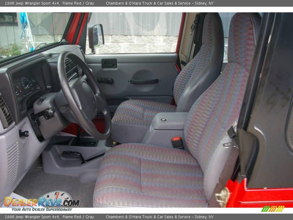 1998 Jeep Wrangler Sport 4x4 Flame Red / Gray Photo #3