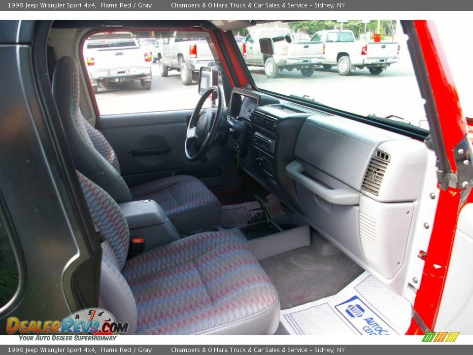 1998 Jeep Wrangler Sport 4x4 Flame Red / Gray Photo #11