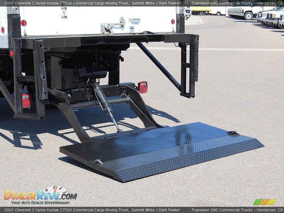 2007 Chevrolet C Series Kodiak C7500 Commercial Cargo Moving Truck Summit White / Dark Pewter Photo #13