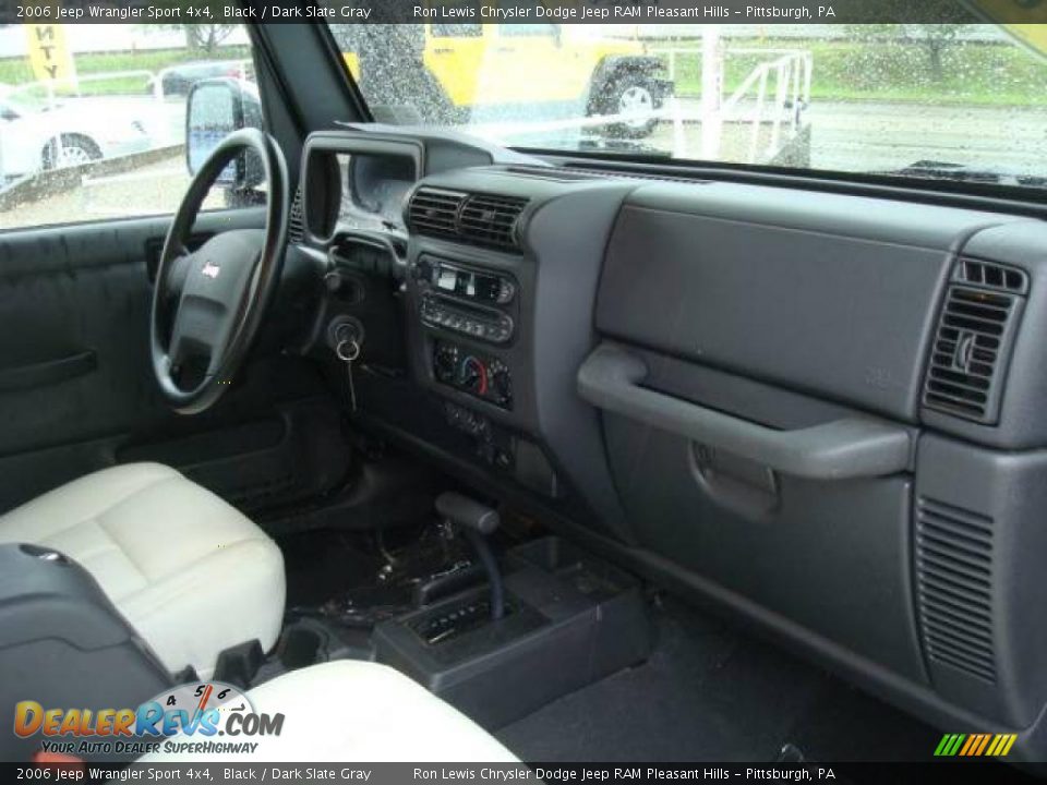 2006 Jeep Wrangler Sport 4x4 Black / Dark Slate Gray Photo #14