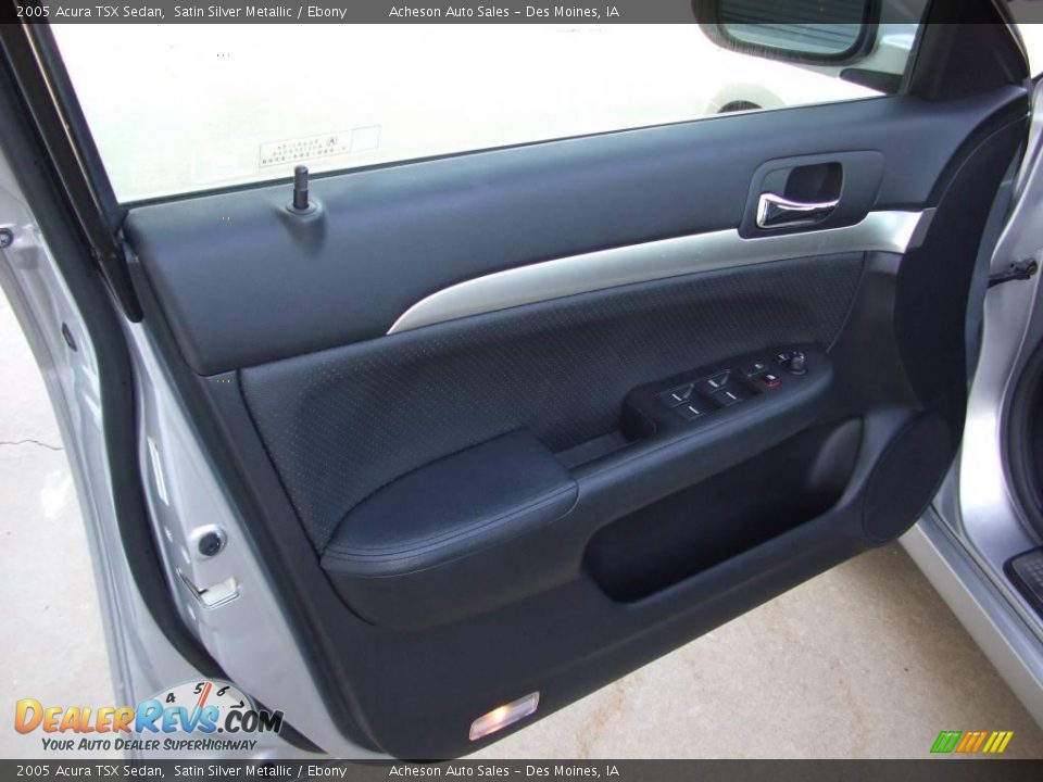 2005 Acura TSX Sedan Satin Silver Metallic / Ebony Photo #17